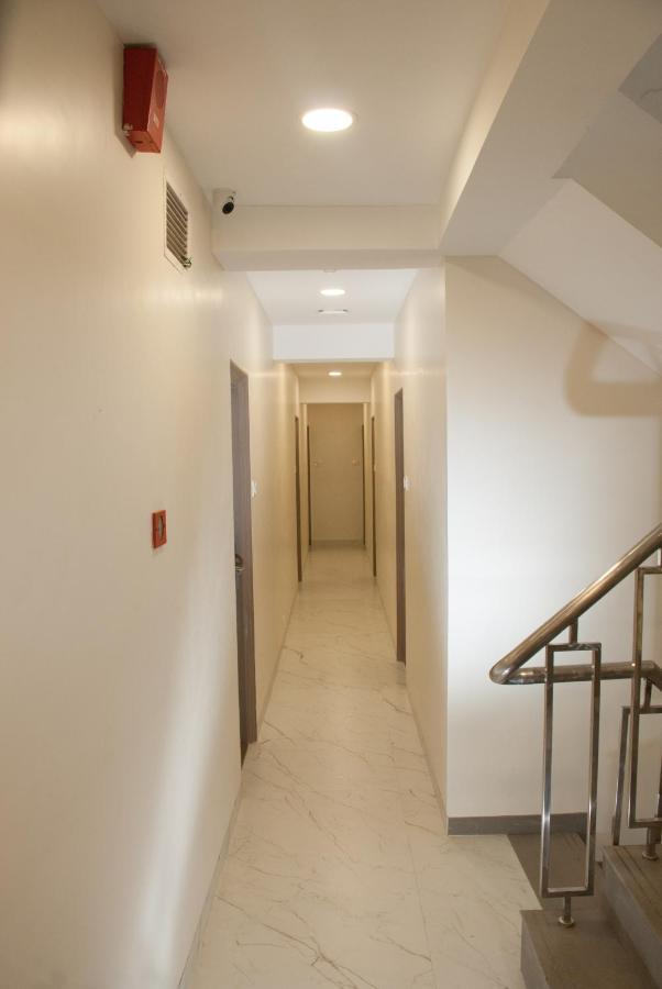 City Hotel Mumbai Exterior foto