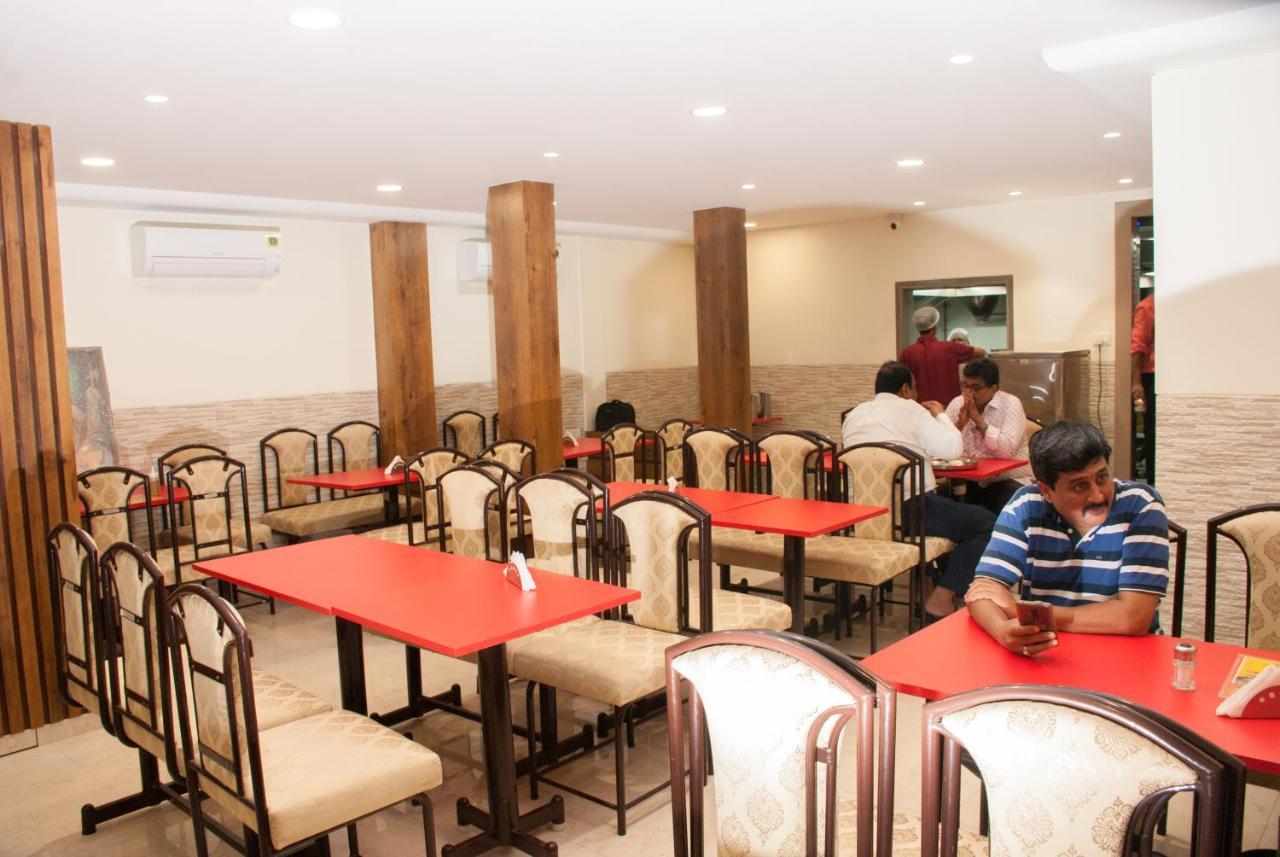 City Hotel Mumbai Exterior foto