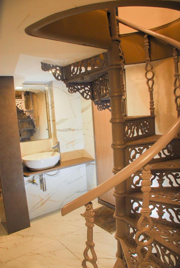 City Hotel Mumbai Exterior foto