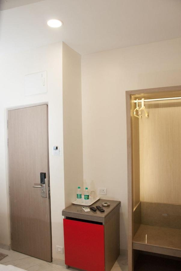 City Hotel Mumbai Exterior foto
